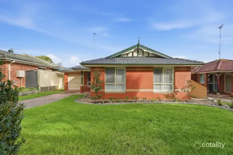 29 Downes Cres, Currans Hill, NSW 2567