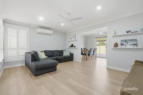 Property photo of 29 Downes Crescent Currans Hill NSW 2567