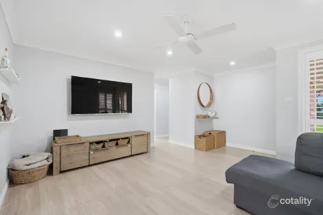 Property photo of 29 Downes Crescent Currans Hill NSW 2567