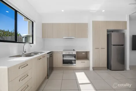 Property photo of 29 Stephen Crescent Nirimba QLD 4551