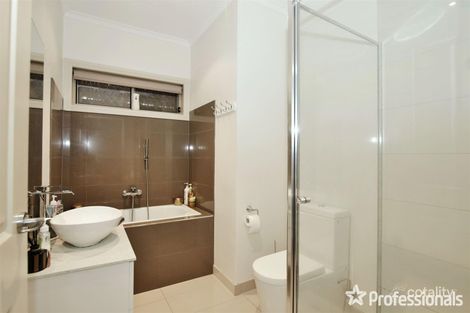 Property photo of 2/116 Kelvinside Road Noble Park VIC 3174
