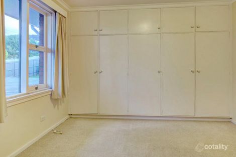 2/5 Manresa Ct, Sandy Bay, TAS 7005