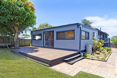 Property photo of 14 Wilson Street Labrador QLD 4215