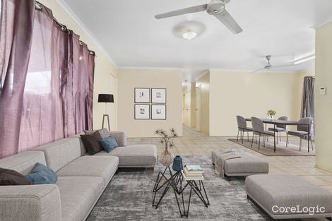 7 Rignold St, Mooroobool, QLD 4870