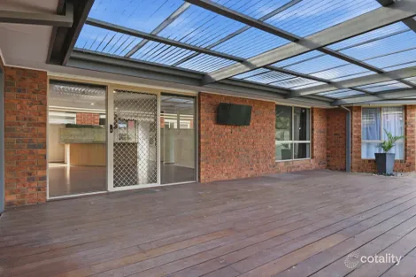 Property photo of 17 Carmichael Drive Wyndham Vale VIC 3024