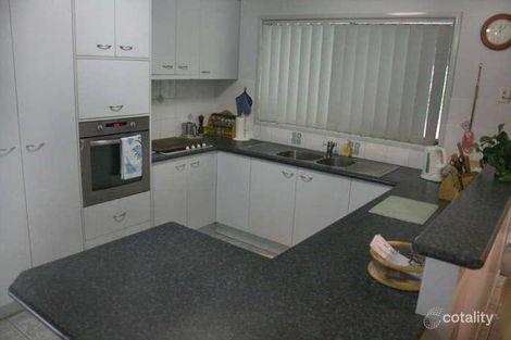 Property photo of 1 Echidna Court Gooburrum QLD 4670