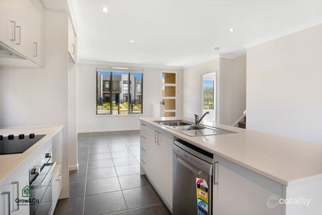 Property photo of 137 Spring Mountain Boulevard Spring Mountain QLD 4300