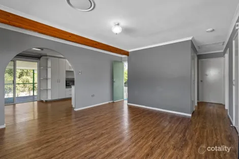 Property photo of 221 Blackstone Road Silkstone QLD 4304