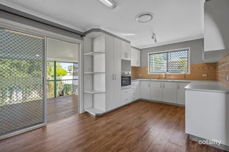 Property photo of 221 Blackstone Road Silkstone QLD 4304