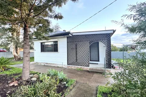 16 Little Park St, Greta, NSW 2334