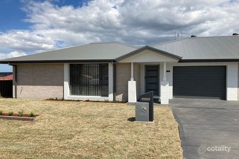 2/11a Glenroy St, Thornton, NSW 2322