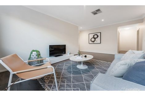 Property photo of 11 Bellinger Circuit Craigieburn VIC 3064