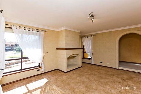 Property photo of 10 The Return Woodvale WA 6026