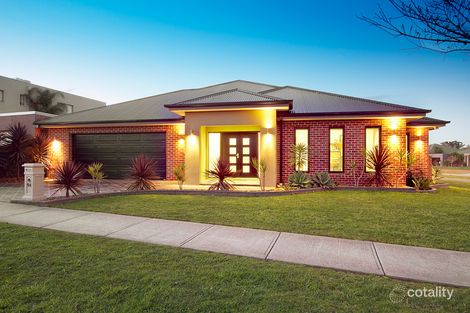 Property photo of 94 Fairholme Boulevard Berwick VIC 3806