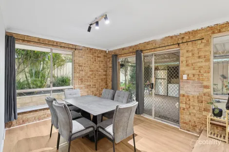 Property photo of 2 Summit Grove Swan View WA 6056