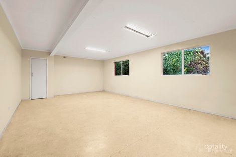 Property photo of 142 Mountain View Parade Rosanna VIC 3084