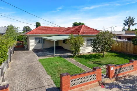 15 Mikado St, Hadfield, VIC 3046