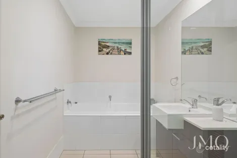 Property photo of 40 Brookside Circuit Ormeau QLD 4208