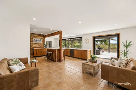 Property photo of 18 Joseph Street Avalon Beach NSW 2107