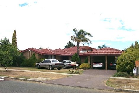 17 Aitken Dr, Winthrop, WA 6150