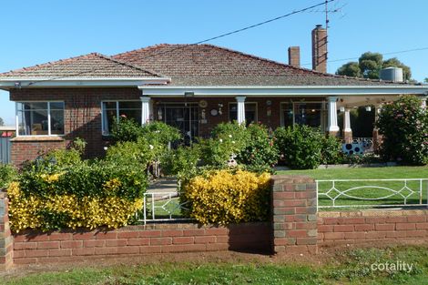 14 Waugh St, Charlton, VIC 3525