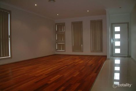 Property photo of 1 Rodmar Close Hillside VIC 3037