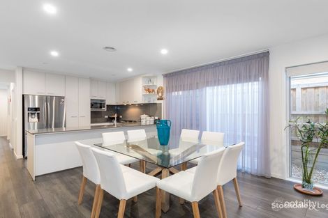 Property photo of 28 Bianca Crescent Greenvale VIC 3059