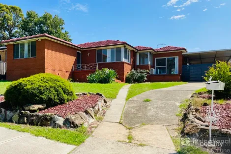 17 Lyle St, Girraween, NSW 2145