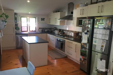 Property photo of 16 Park Road Yeronga QLD 4104