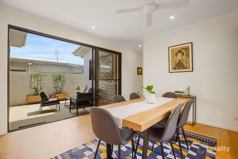 Property photo of 26 Waterway Drive Birtinya QLD 4575