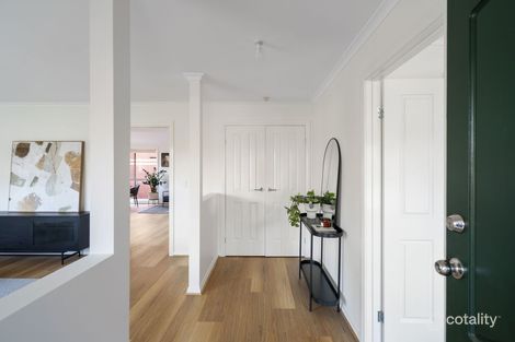 Property photo of 1/1 Mark Drive Hillside VIC 3037