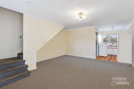 7/9 Whitefriars St, Rockville, QLD 4350
