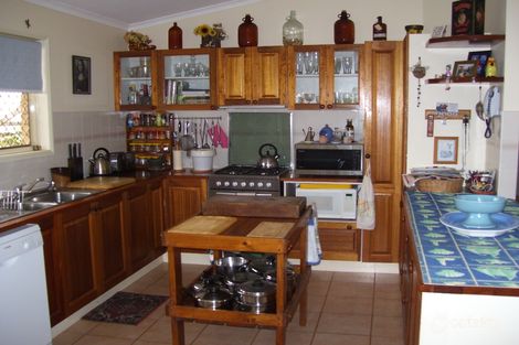 22 Tristania Cres, Urangan, QLD 4655