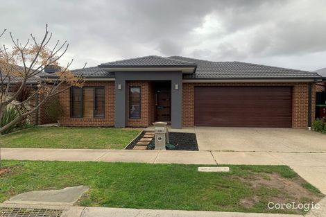 Property photo of 44 Calibre Circuit Clyde North VIC 3978