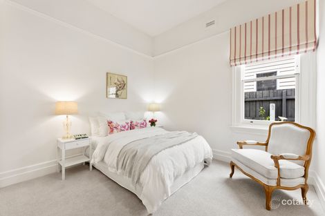 Property photo of 18 Ardrie Road Malvern East VIC 3145