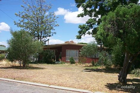 12 Dawson Way, Parmelia, WA 6167