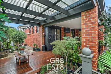 Property photo of 22 Alice Mary Road Cranbourne West VIC 3977