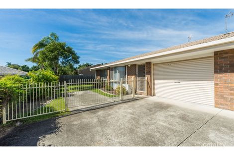 2/9 Coventry Ct, Labrador, QLD 4215