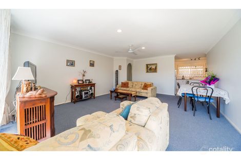 Property photo of 2/9 Coventry Court Labrador QLD 4215