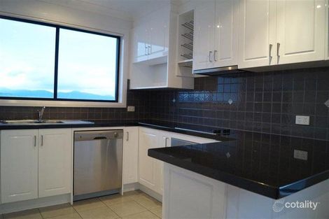 Property photo of 2/654 Oceana Drive Tranmere TAS 7018