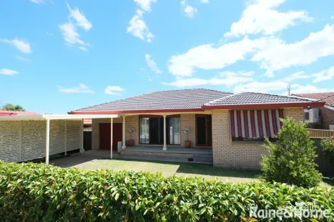 15 Lauder St, Inverell, NSW 2360