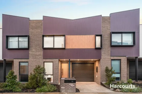 Property photo of 10 Northcote Circuit Burwood East VIC 3151