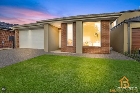 Property photo of 18 Distinction Crescent Truganina VIC 3029