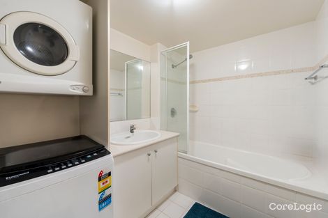 Property photo of 21/142 Stanhill Drive Surfers Paradise QLD 4217