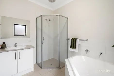 Property photo of 41 High Avenue Clearview SA 5085