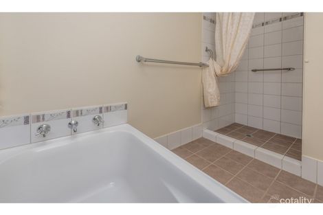 Property photo of 4 Daisy Court Strathalbyn WA 6530