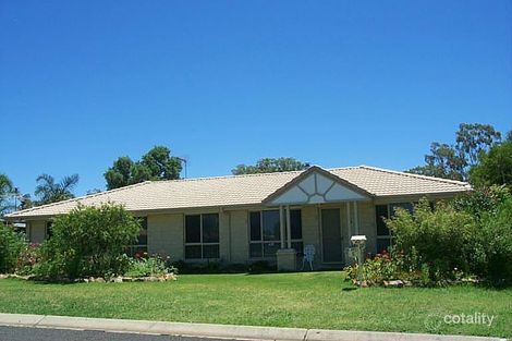 5 Golf Links Ave, Warwick, QLD 4370