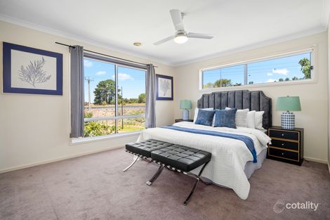 Property photo of 24 Ferncroft Drive South Morang VIC 3752