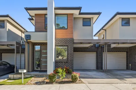 15 May St, Cheltenham, VIC 3192