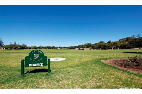 19 Watt St, Swanbourne, WA 6010